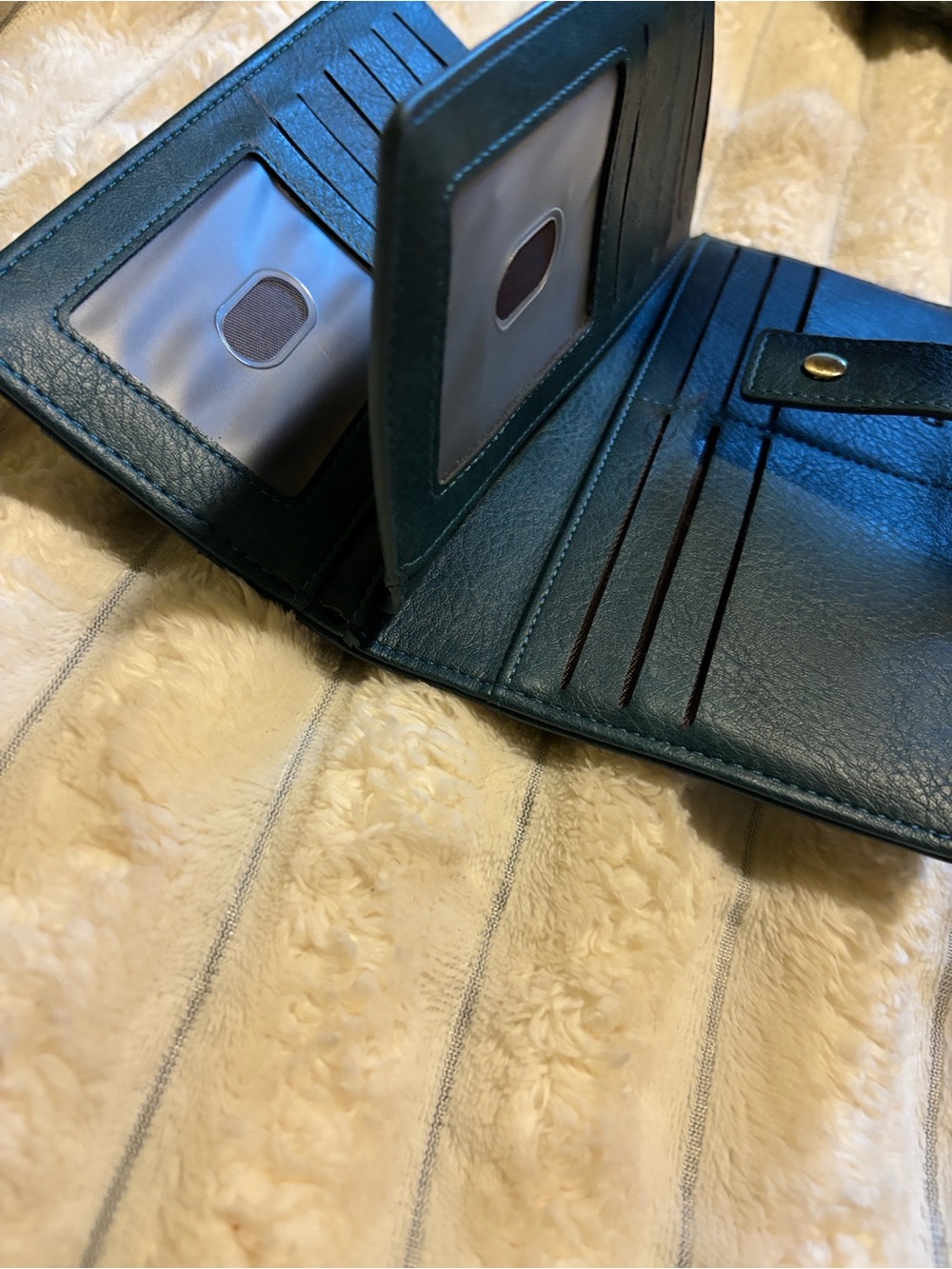 Bifold Wallet in Dark Green with Snap Closure